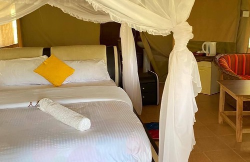 Maasai Mara Hotel | Eco Mara Tented Camp