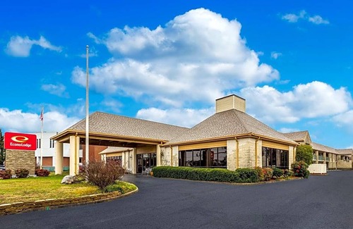 Fleet Hotel | Econo Lodge Naval Station Norfolk