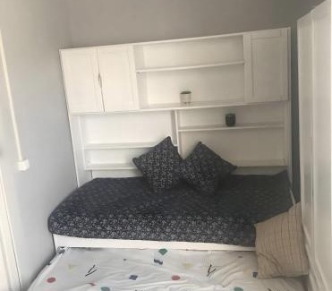 Funchal Apartment | Economy Studio for Two in Lagos