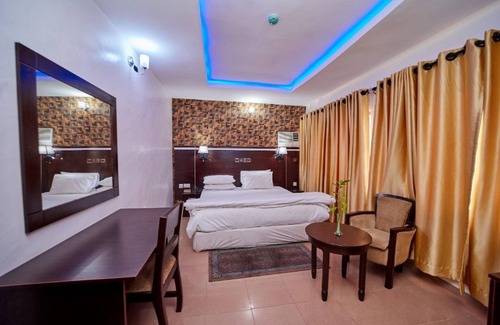 Uyo Hotel | EEMJM Hotels and Suites Limited