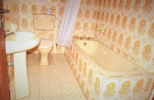 Uyo Hotel | EEMJM Hotels and Suites Limited