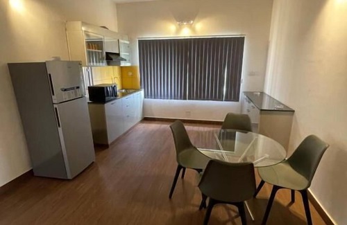 Kammanahalli Hotel | Eiffel Suites