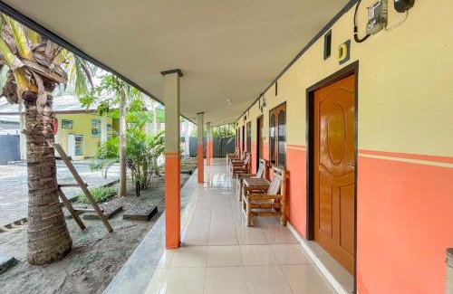 Jerowaru House | Ekas Beach Guesthouse Mitra RedDoorz