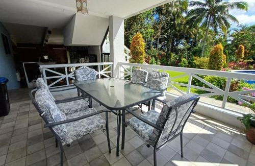 Luzon House | El Casa Azul