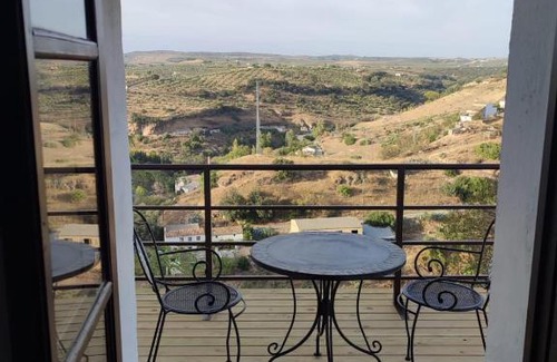 Setenil de las Bodegas House | El Escondite de Martina, Áticos Románticos