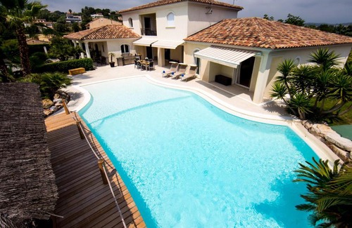 Antibes Villa | EL PARADISIO Splendid 5 STARS Villa atypical in Antibes with overflowing swiming pool