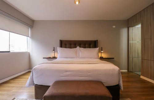 Chacarilla-Santa Cruz Apartment | Elegant 1BR in San Isidro
