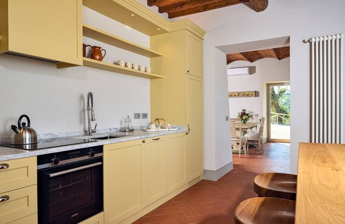 Le Bolle Villa | Elegant 6‑Guest Villa in Chianti Vineyards – Castello Vicchiomaggio Estate