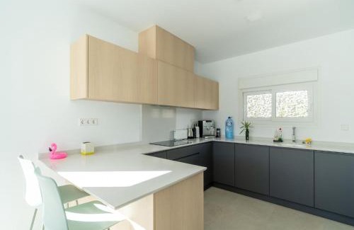 Lo Rufete House | Elegant Home with Pool