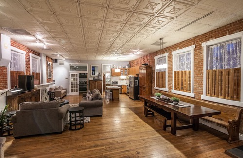 Fort Collins House | Elegant Loft-style Retreat in Old Firehouse Alley