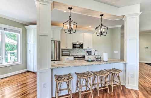 Middlefield House | Elegant Middlefield Getaway w/Game Room!