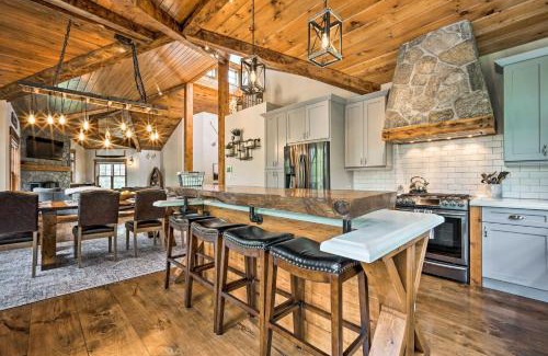 West Dover House | Elegant Mtn Chalet with Deck 1 Mi to Mt Snow!