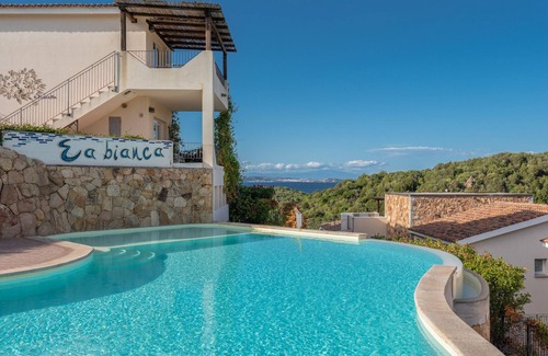 Baja Sardinia Apartment | Elegant Residence Ea Bianca 1 Bedroom Sleeps 4 Child Num0607