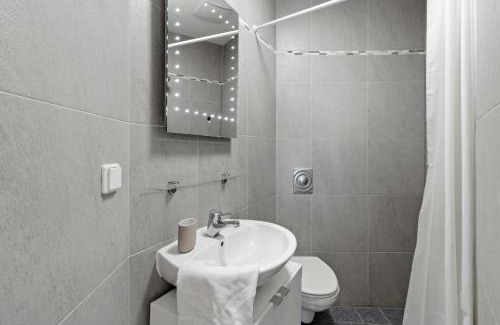 Leopoldstadt Hotel | Elegant Room Near Prater & City Center