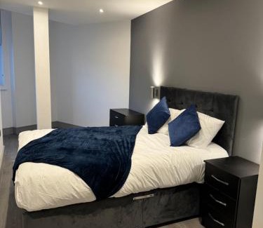 Bradford Apartment | Elegantstays
