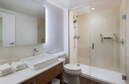 Las Vegas Hotel | Element LAS Vegas Symphony Park