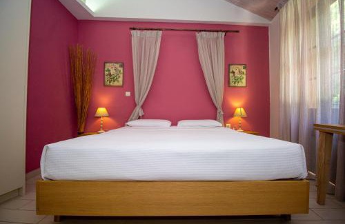 Old Town Apartment | Elia Portou Rooms