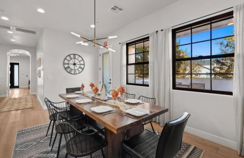 Hurricane House | Elim Gem w Pool BBQ Hot Tub N Sand Hollow
