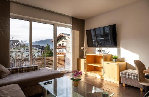 Kaprun Apartment | Elinas Mountain Views