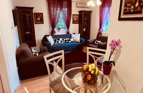 Hajduszoboszlo Apartment | Elit Medencés Apartman Hajdúszoboszló