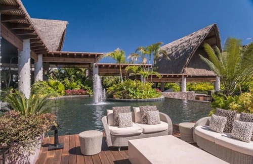 Nuevo Vallarta Apartment | Elite Christmas Week in Luxurious 3200 sf Grand Luxxe Villa Ocean View and Beach