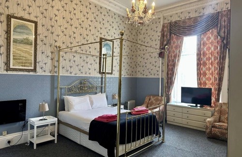 West End Hotel | Eliza House
