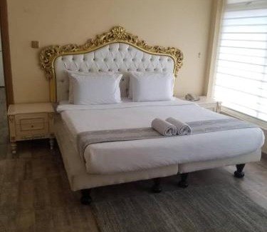Lekki Phase 1 Hotel | Ellyxville Hotel