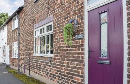 Darlington House | Elms Cottage - Sadberge