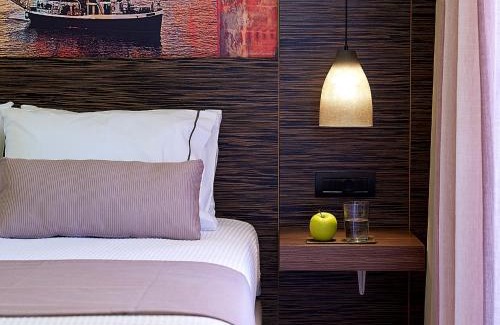 Kato Stalos Apartment | Elotis Suites