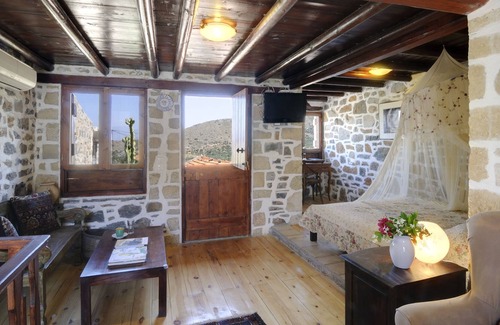 Elounda Hotel | Elounda Traditional Art Suites