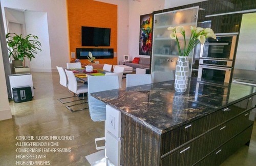 Wetmore House | Elysian Haven - Modern Urban Oasis in a Peaceful Neighborhood