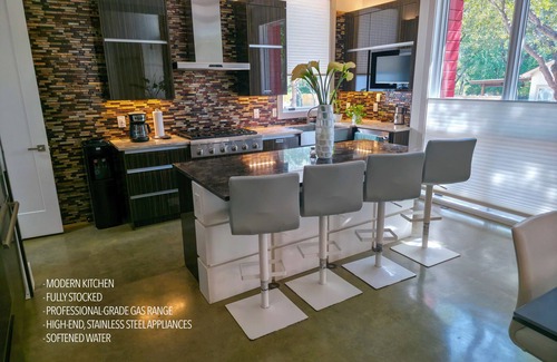 Wetmore House | Elysian Haven - Modern Urban Oasis in a Peaceful Neighborhood