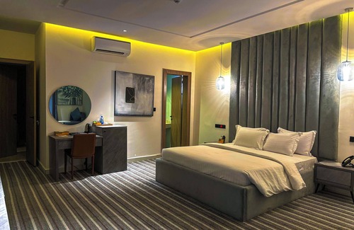 Wuse 2 Hotel | ELYSIAN HOTEL