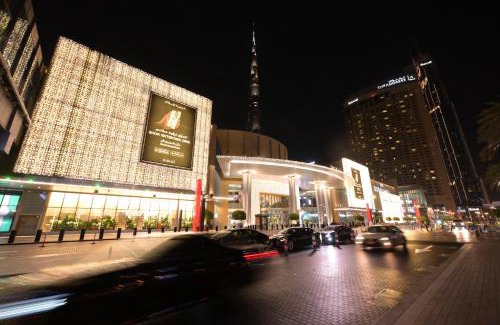 Downtown Dubai Apartment | Emaar Fashion Avenue - Formerly Address Dubai Mall Four Apple