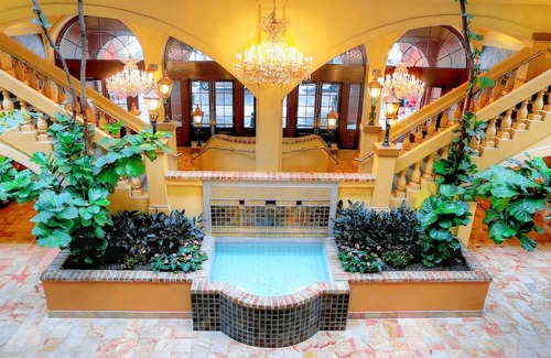 El Segundo Hotel | Embassy Suites by Hilton Los Angeles LAX South/El Segundo