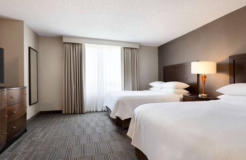 Lombard Hotel | Embassy Suites by Hilton Chicago Lombard Oak Brook