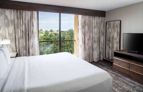 Altamonte Springs Hotel | Embassy Suites by Hilton Orlando North