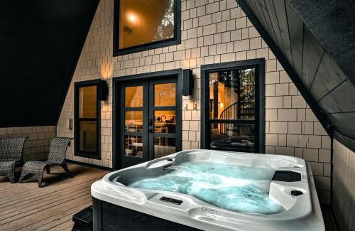 Broken Bow House | Embrace Nature in this Breathtaking A-frame with Hot-tub in Broken Bow, Oklahoma