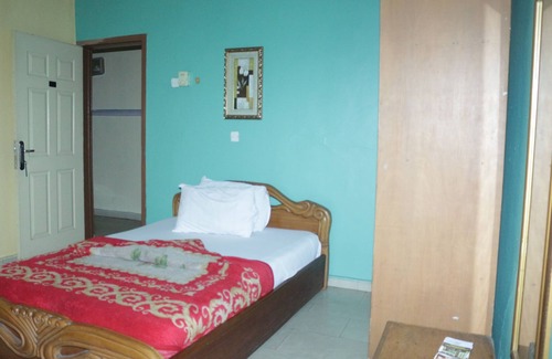 Port Harcourt Hotel | Emerald Hotel Annex