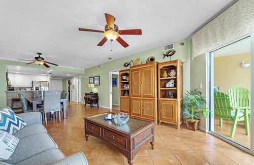 Pensacola Beach Condo | Emerald Isle 1502