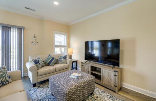 Emerald Isle House | Emerald Isle Getaway with Decks and Beach Views!