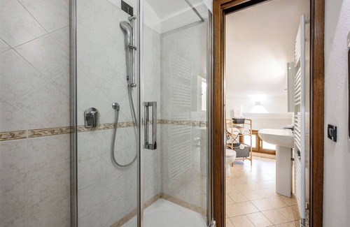 Old Town Apartment | Emilia Studios
