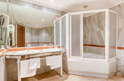 Santa Marta de Tormes Hotel | Emperatriz III
