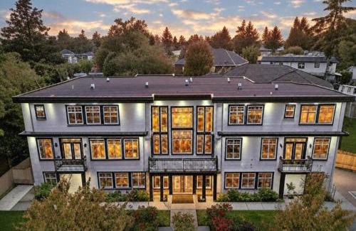 Surrey Hotel | Empress Palace Hotel