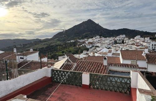 Gaucin House | Encanto Rústico Andaluz en el Corazón de Gaucín