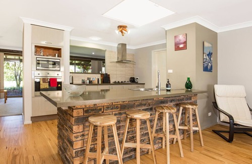 Culburra Beach House | Enchante` - Pet Friendly - Absolute Waterfront - Fireplace
