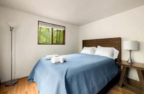 The Woods House | Enchanting A-Frame Cabin Retreat near Berkeley Springs and Mountain Views in West Virginia