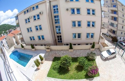 Petrovac Apartment | ENGORA 16