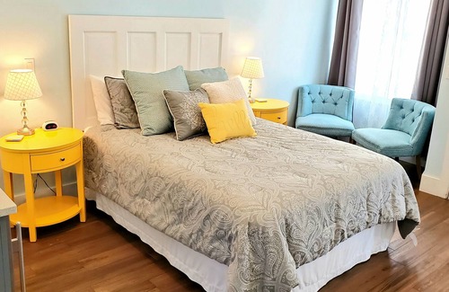 Toquerville House | Enjoy a night in a restored piece of history in the heart of Toquerville, Utah!