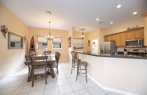 Central Naples House | Enjoy memorizing lake views from this beautiful 4 bedroom home!